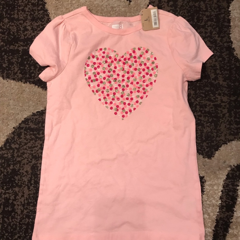 Pink heart t shirt🎒